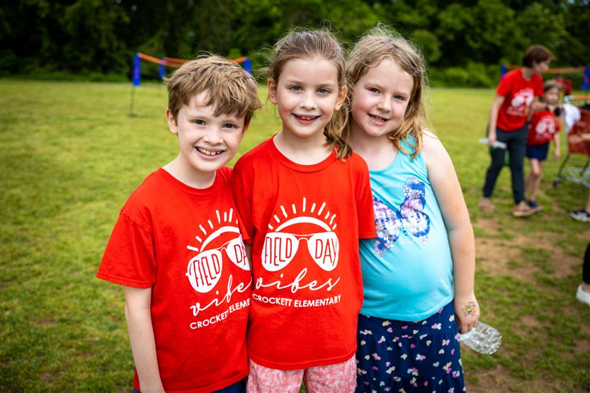 Elementary students enjoy field day